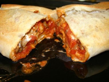 Plněná pizza Calzone