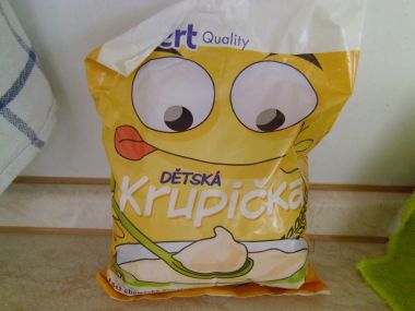 Ořechová krupicová kaše