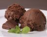 Domací  smetanová čokoládová zmrzlina