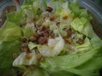 Hlávkový salát s domácím špekem