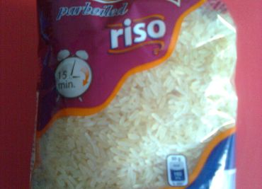 Dušená rýže s čedarem