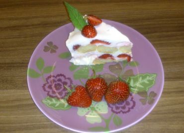 Smetanovo tvarohový dort s jahodama
