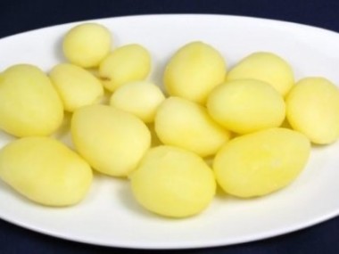 Zapékané brambory s cibulí