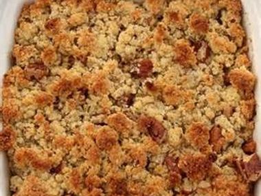 Apple bread crumb