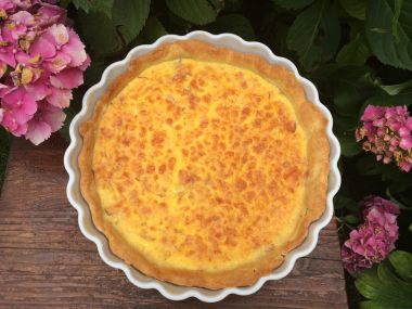 Quiche z ricotty se sýrem a slaninou