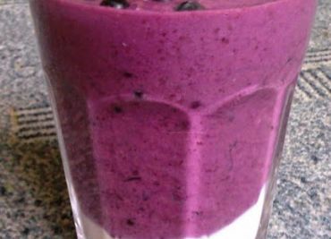 Smoothie borůvka