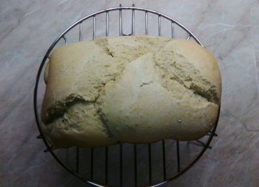Bílý kmínový chléb z domácí pekárny - vhodný pro začátečníky