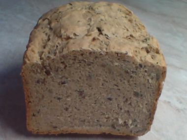 Pšenično - žitný chléb z domácí pekárny