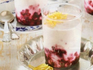 Citronovo-borůvková Panna cotta