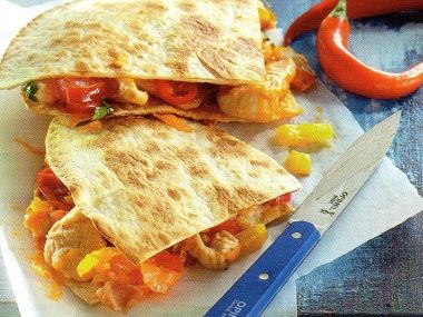 Quesadilla s bylinkovou smetanou