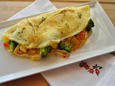 Velká plněná slaná omeleta - recept tety Běty