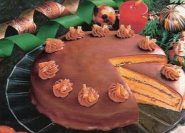 Nugátový skládaný dort