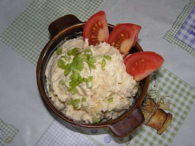 Sýrová pomazánka řebřínská