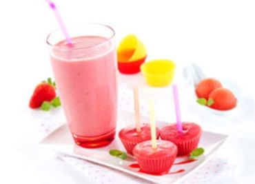 Dětský melounovo-jahodový shake a smoothie nanuk