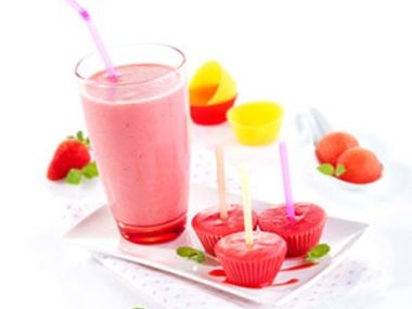 Dětský melounovo-jahodový shake a smoothie nanuk