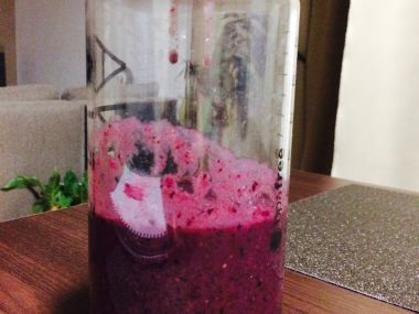 Borůvkové snídaňové smoothie