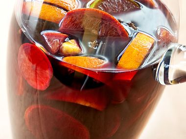 Pomerančová sangria do letních dnů