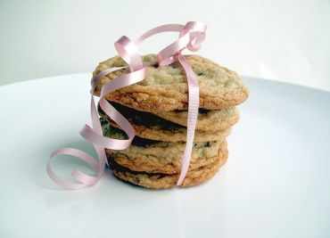 Čokoládové cookies s lískovými oříšky