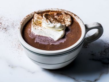Domácí horká čokoláda s vanilkou