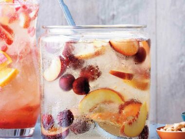 Sangria z bílého vína